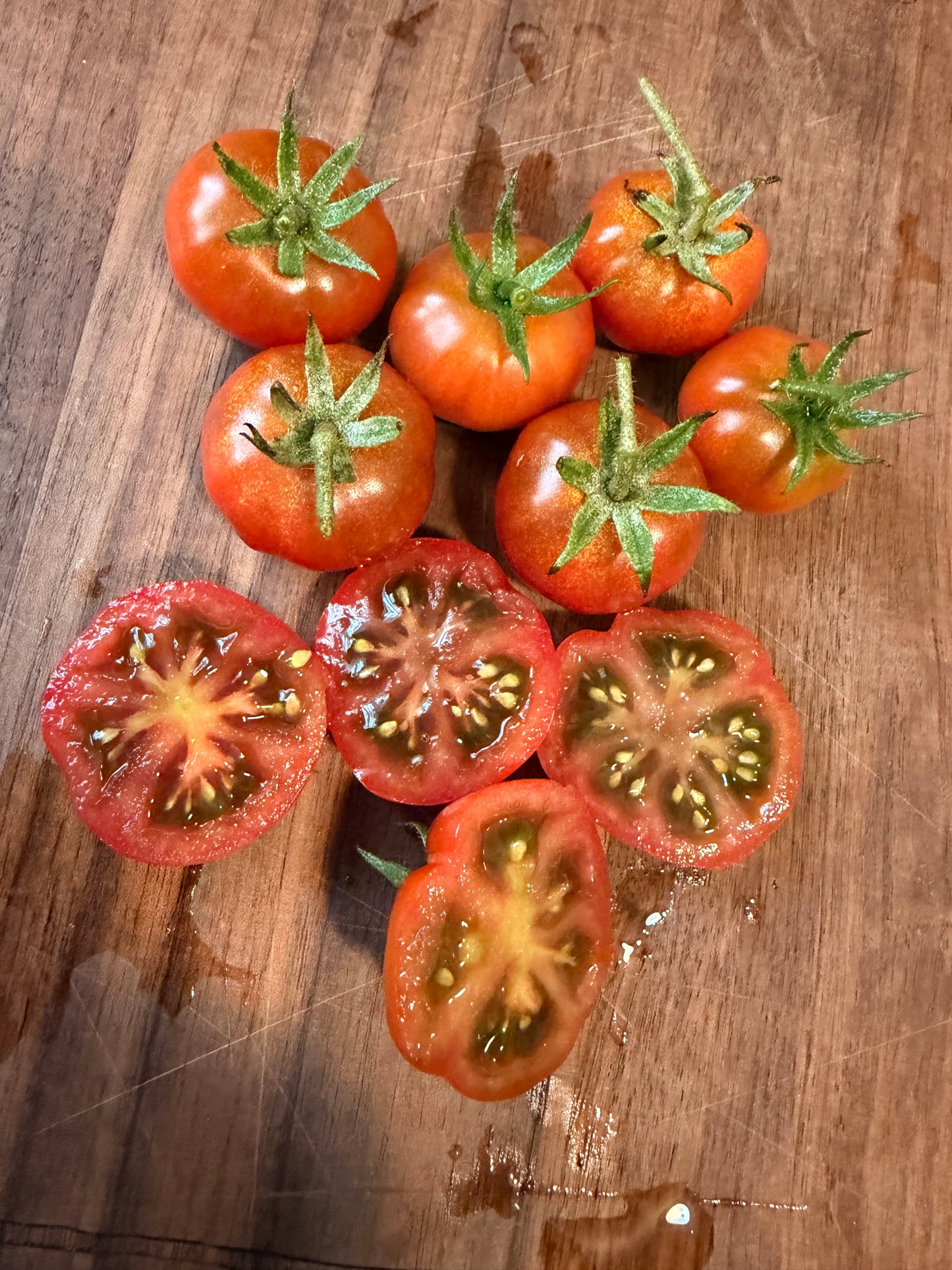 PETIT CHOCOLATE TOMATO SEEDS