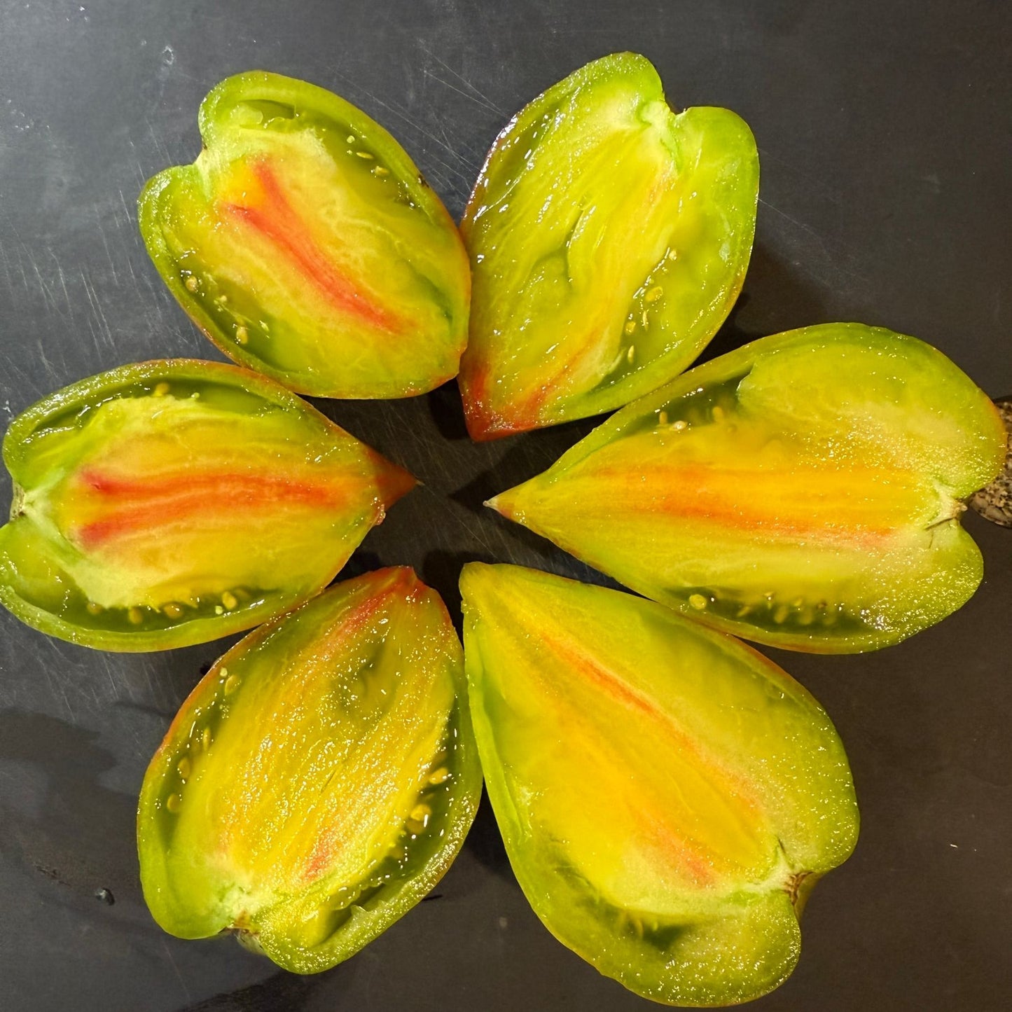 SWEET TRUFFLE HEART (F6) TOMATO SEEDS